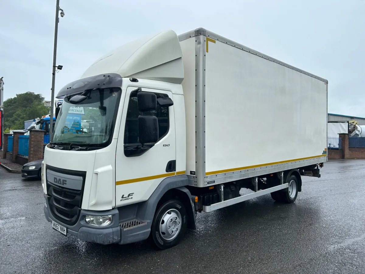 2017 Daf lf150 7.5 ton box with tail lift - Image 1