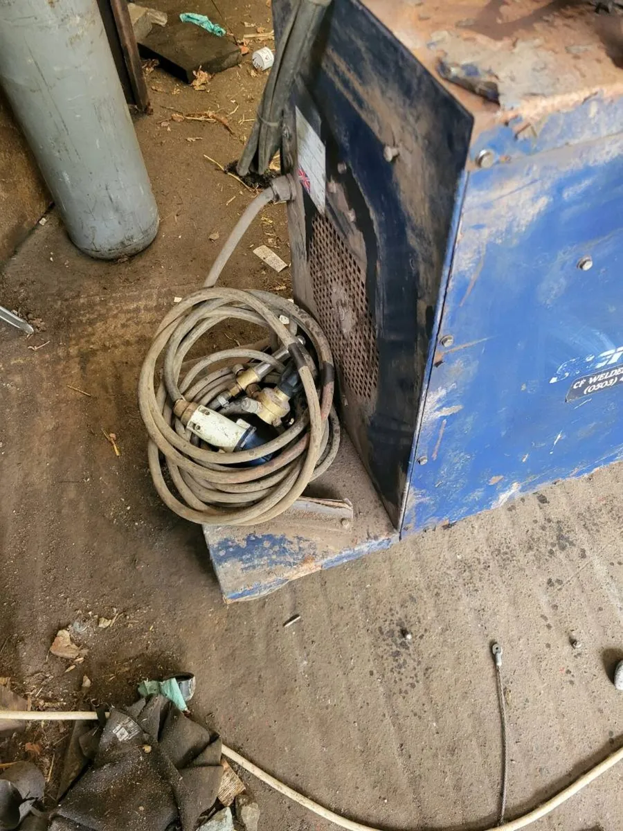 Mig welder - Image 1