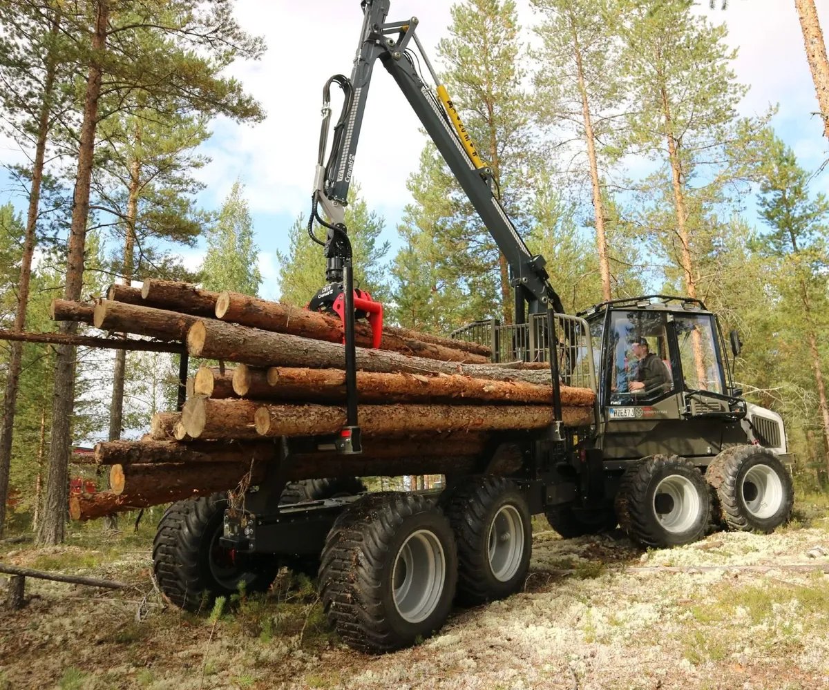 Vimek 870.2 Forwarder – 4WD or 6WD - Image 1