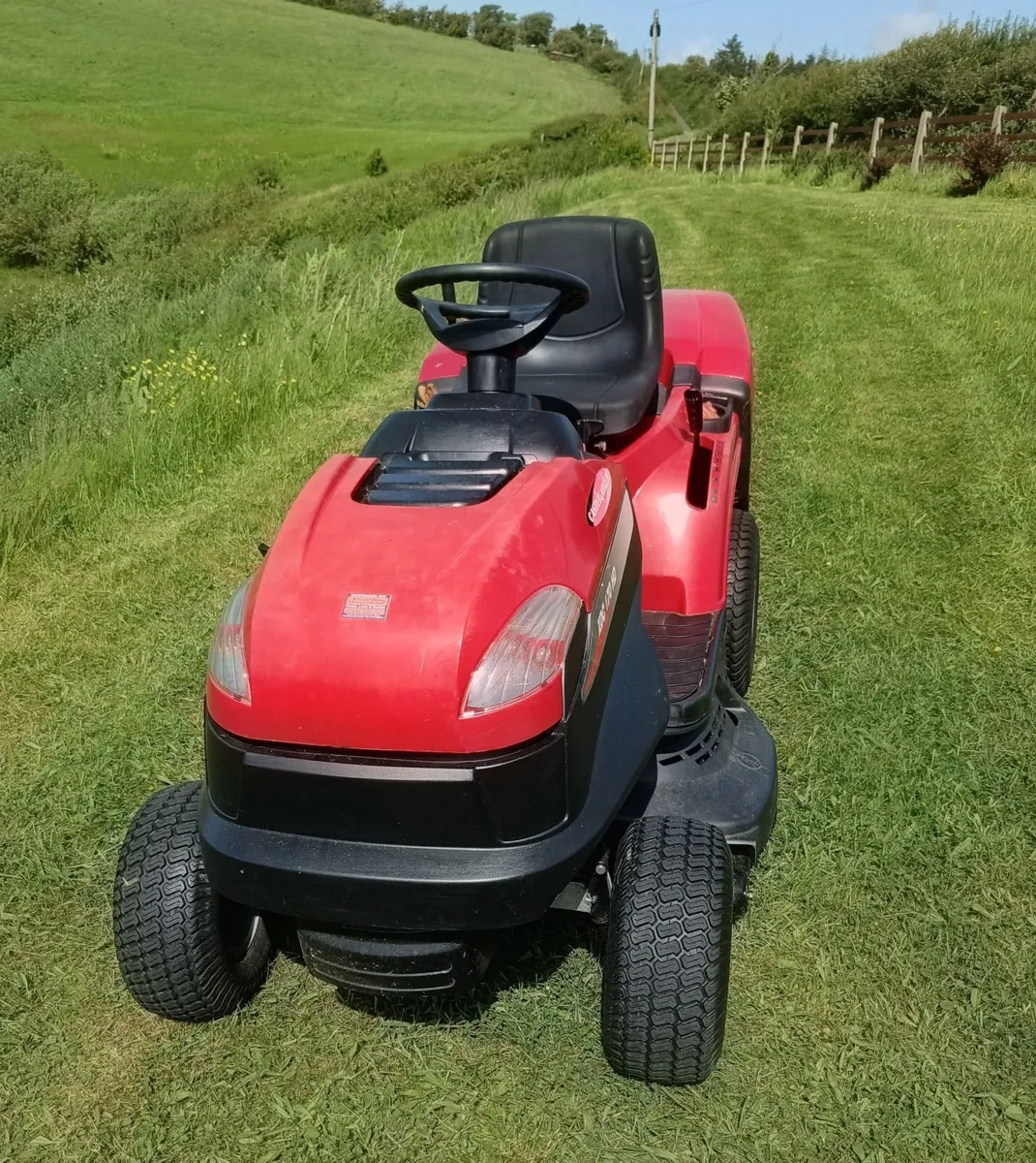 ​Castelgarden  98cm Hydrostatic Ride-On Lawnmower. - Image 4