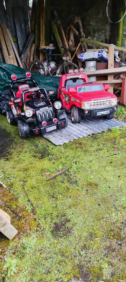 Electric ride on toy cars. - Image 1