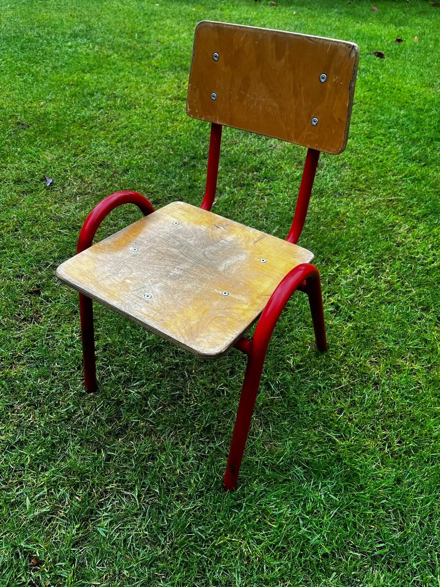 Children's chairs - Image 1