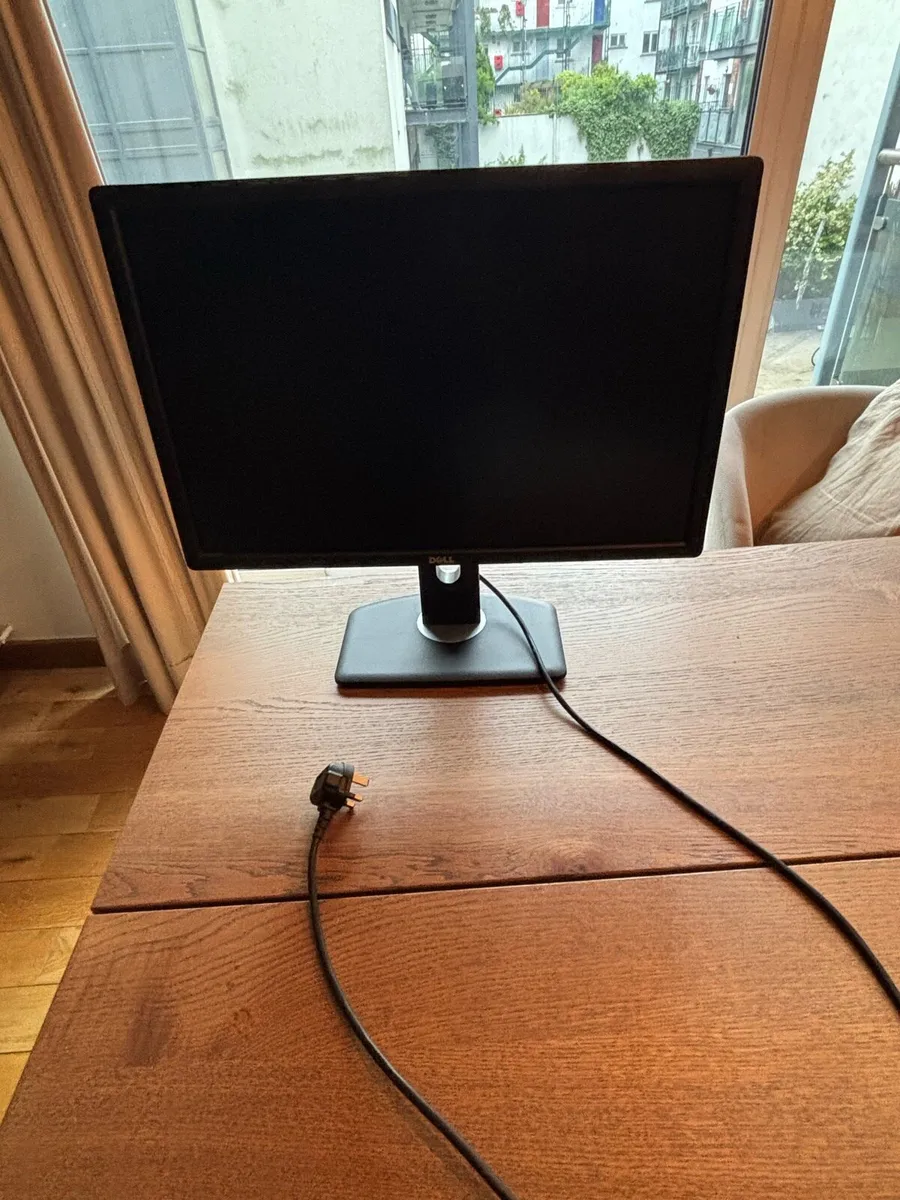 Dell display screen - Image 2