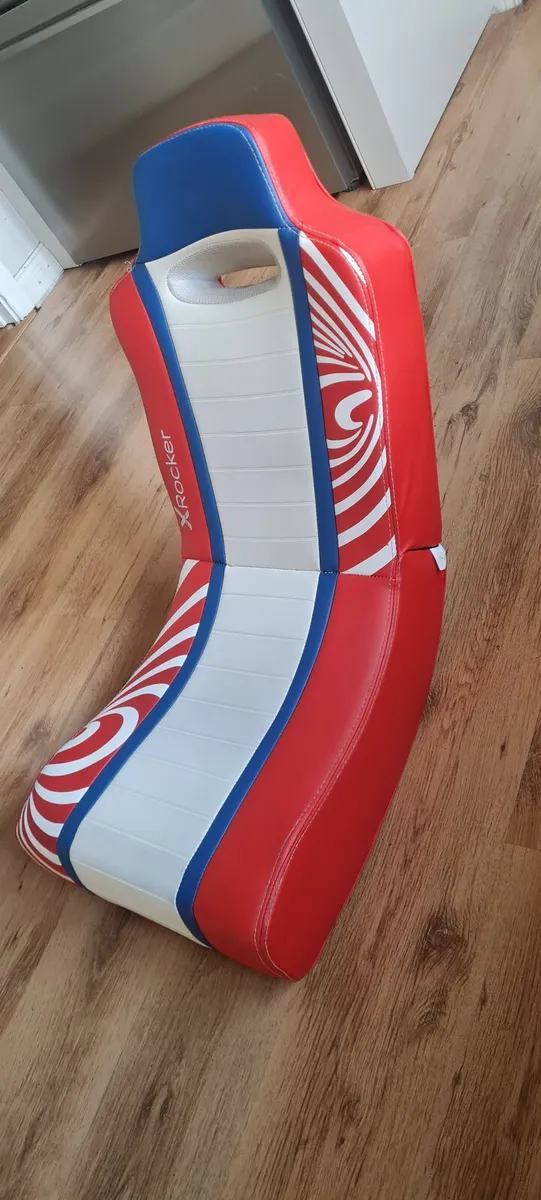 Gaming  xrocker seat - Image 1