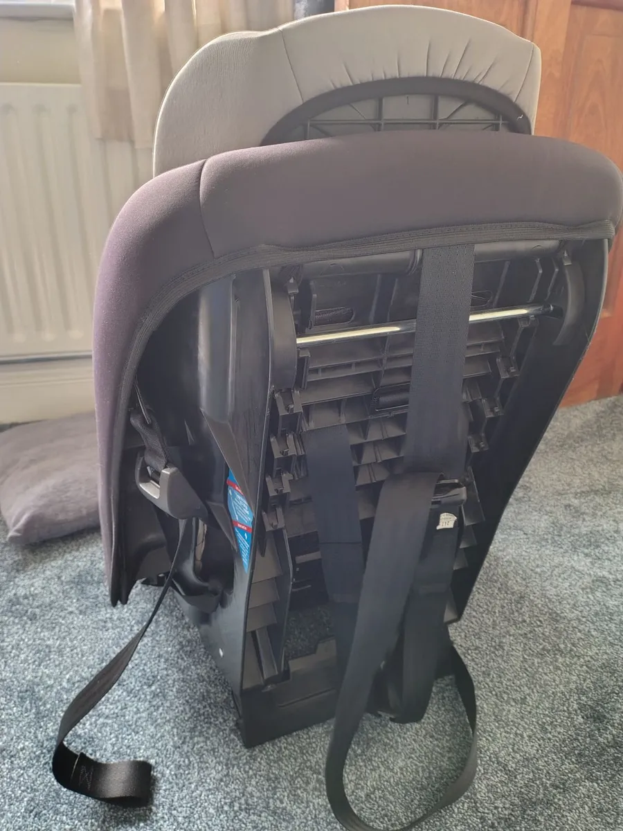 Baby car seat - Image 2