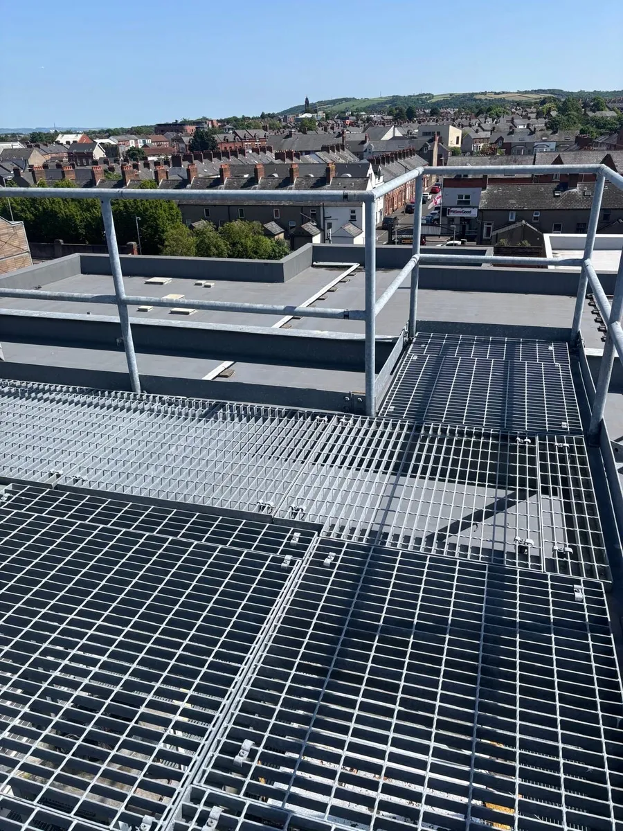 Galvanised Metal grating - Image 1