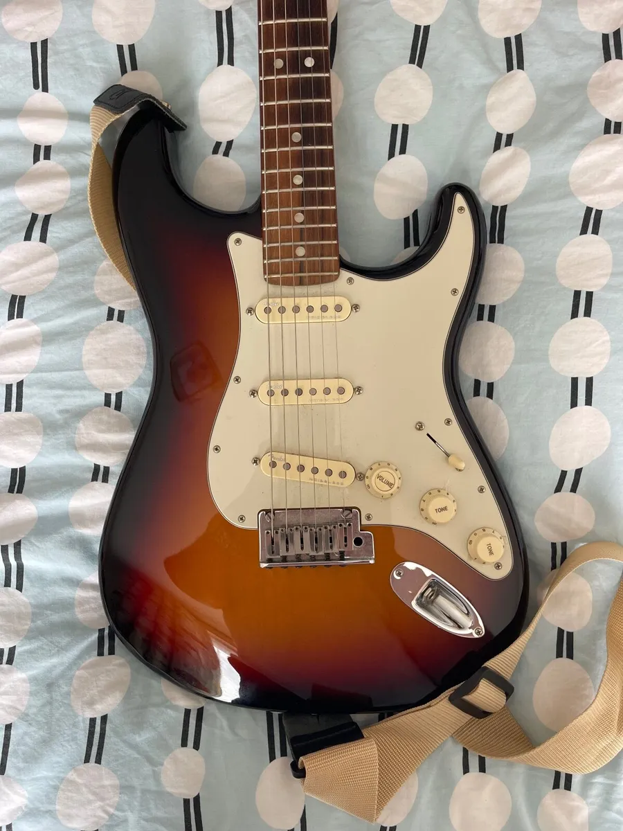 Fender American ultra Stratocaster - Image 3