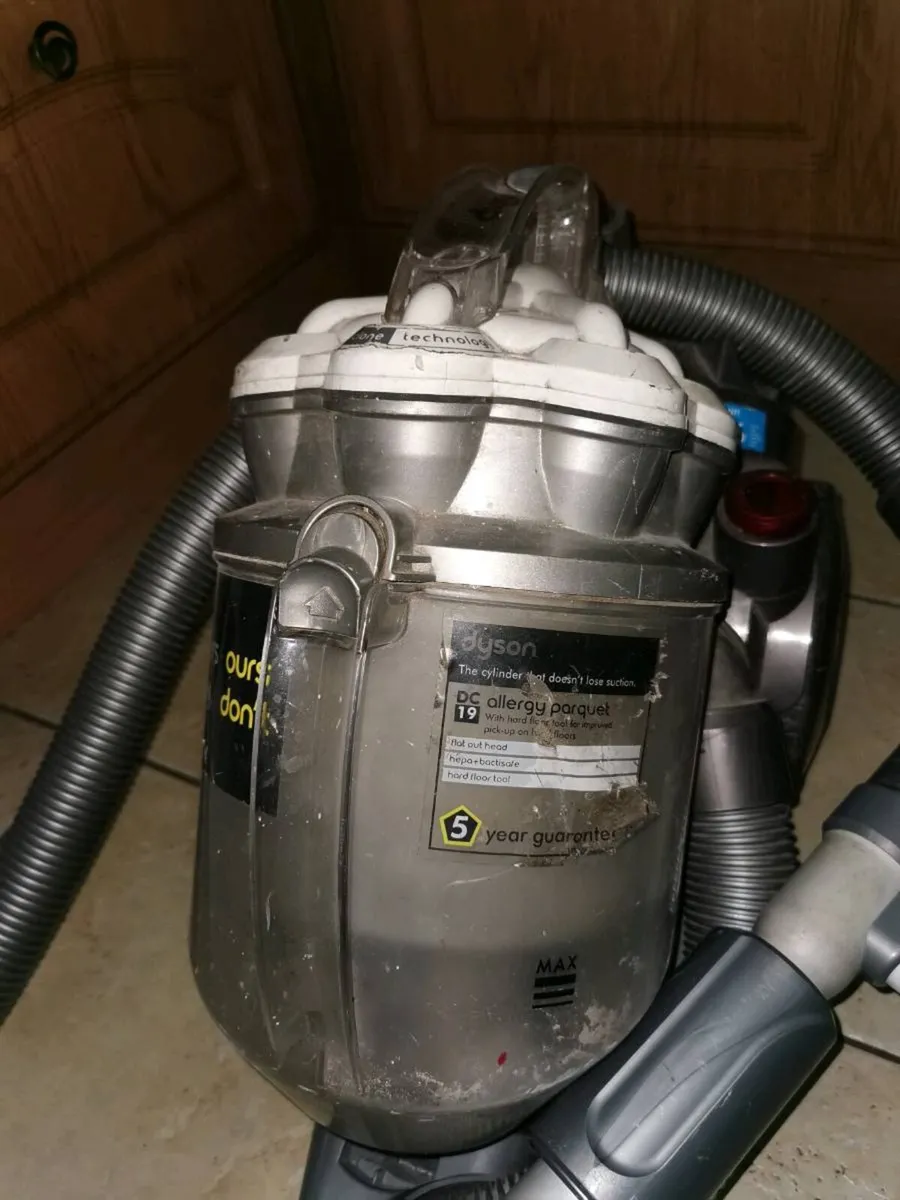 Dyson hoover - Image 2