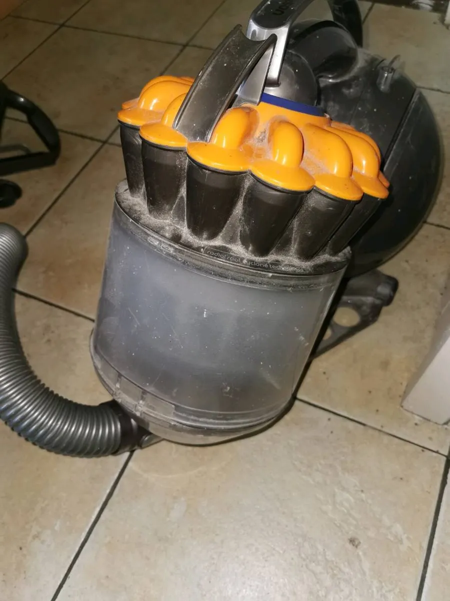 Dyson hoover - Image 4