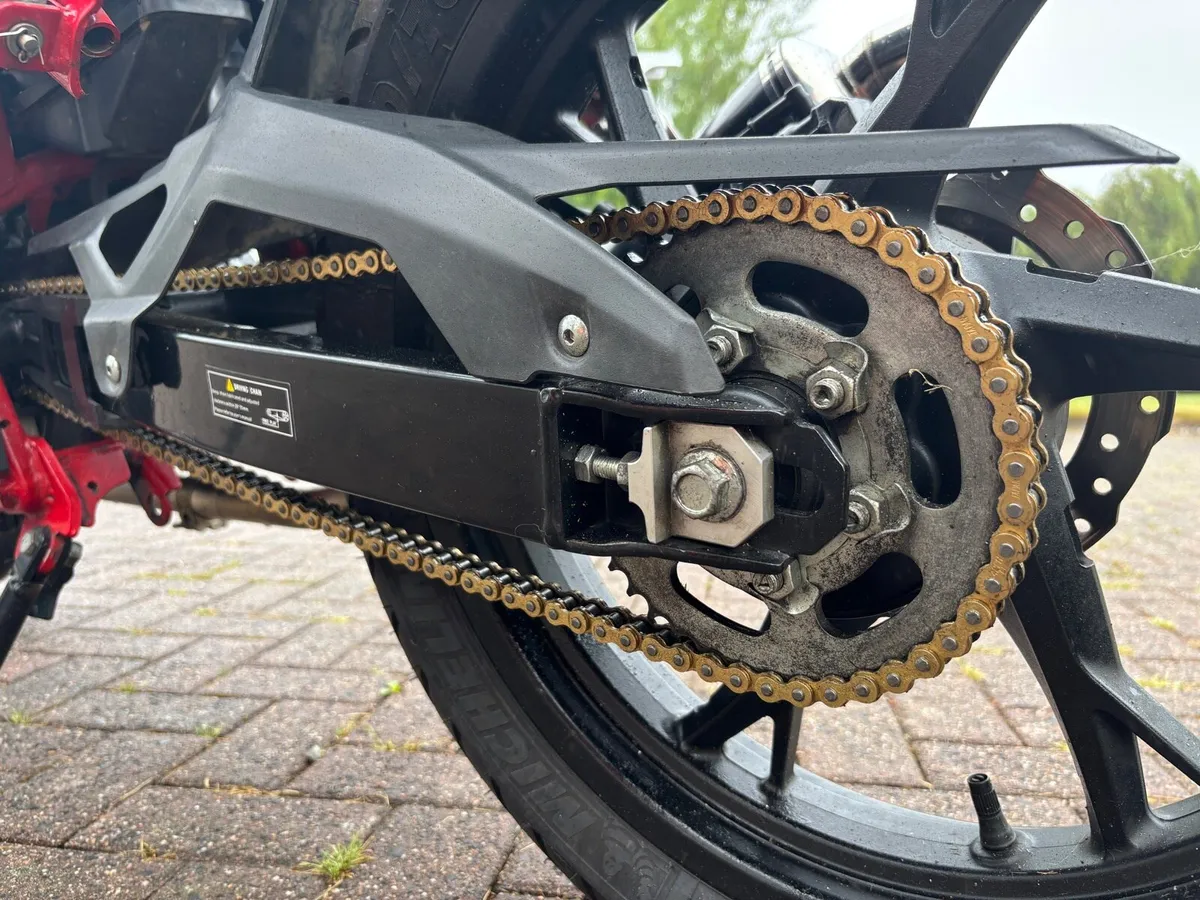 Benelli motorbike - Image 3