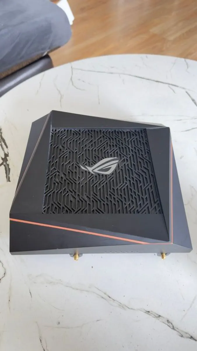 Asus Gt-ax11000 - Image 1
