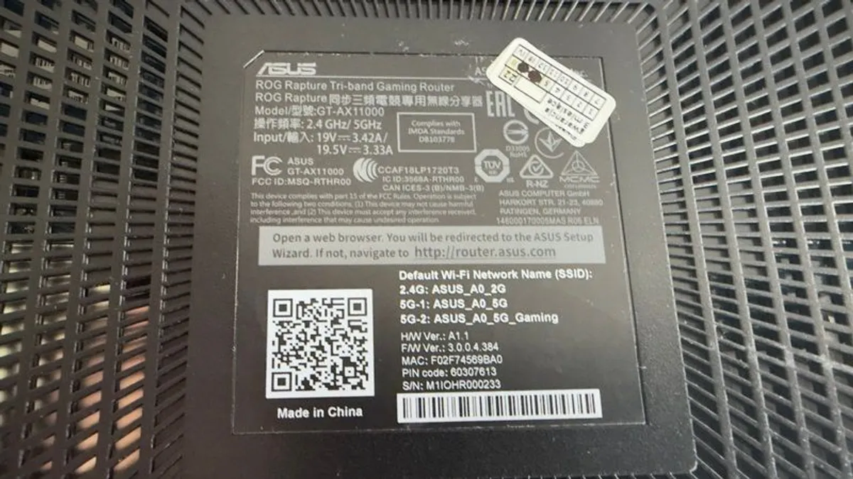Asus Gt-ax11000 - Image 2