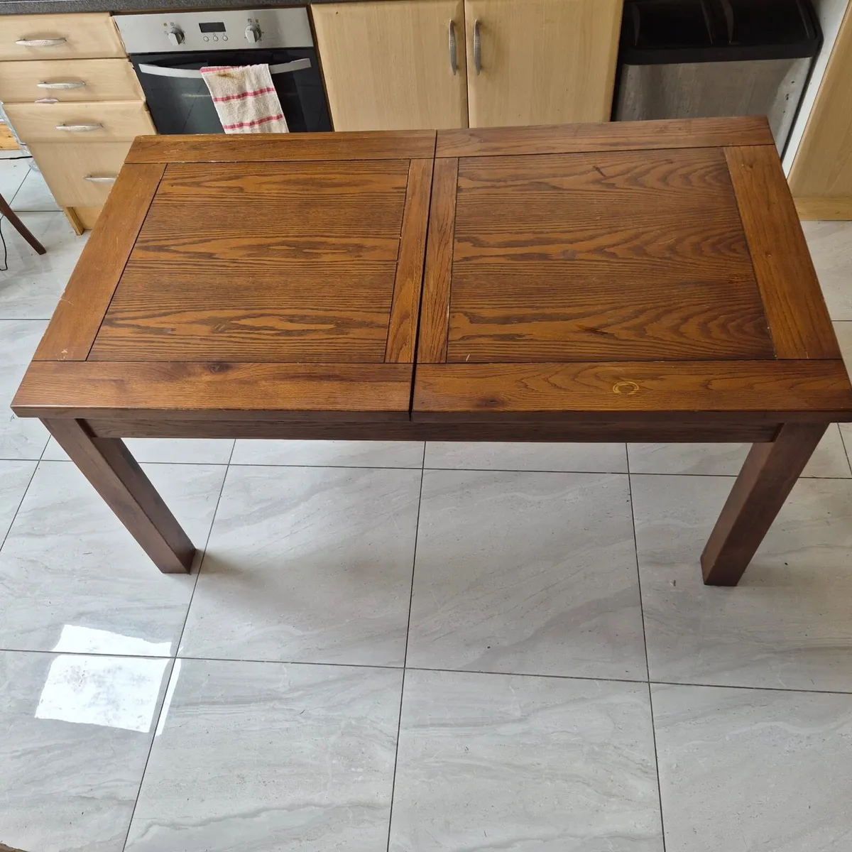 Dinning Room table & Chairs - Image 1