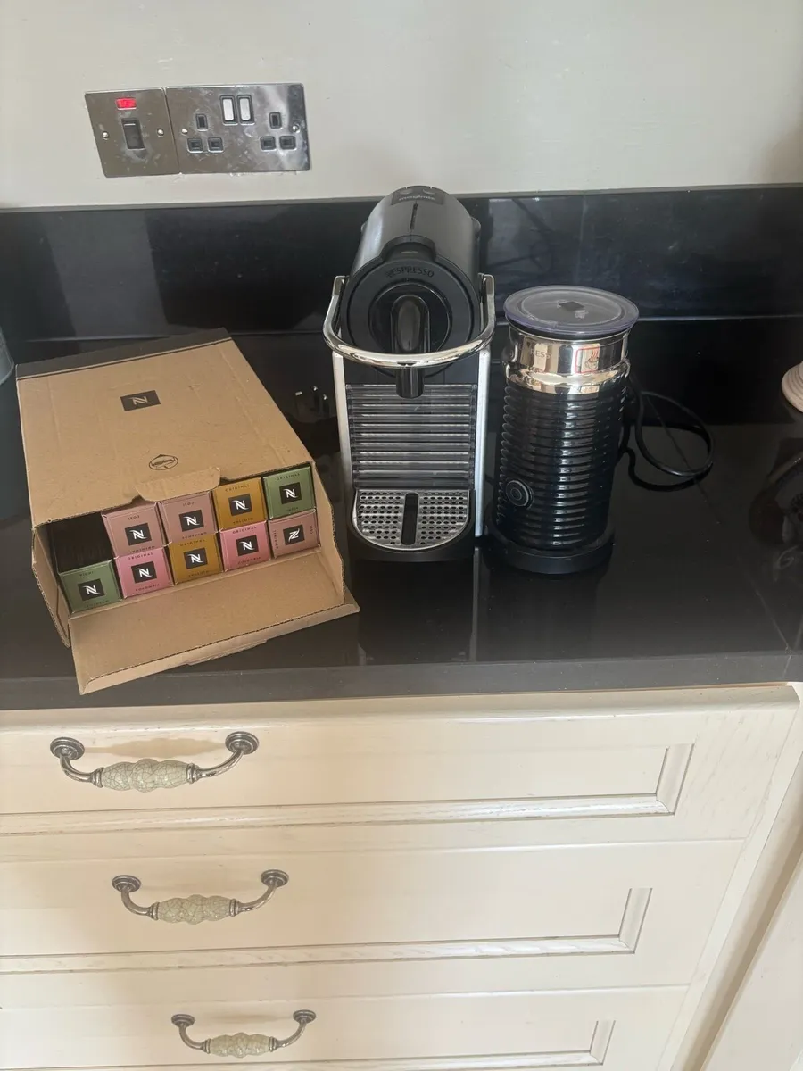Nespresso original pixie silver coffee machine - Image 4