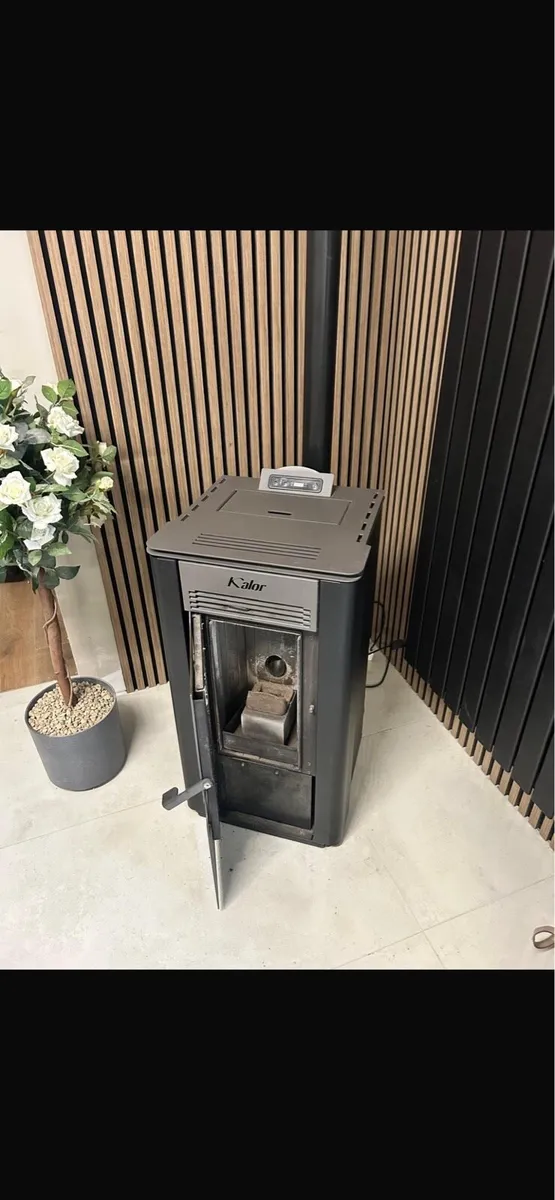 Kalor greta 8kw pellet stove - Image 4