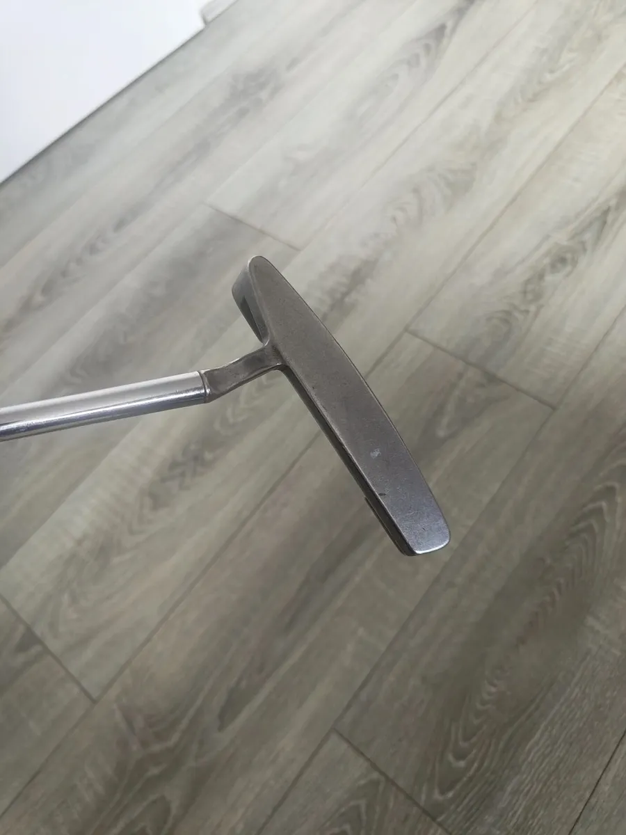 NICE  CLEAN PING  KARSTEN  MFG  PUTTER - Image 1