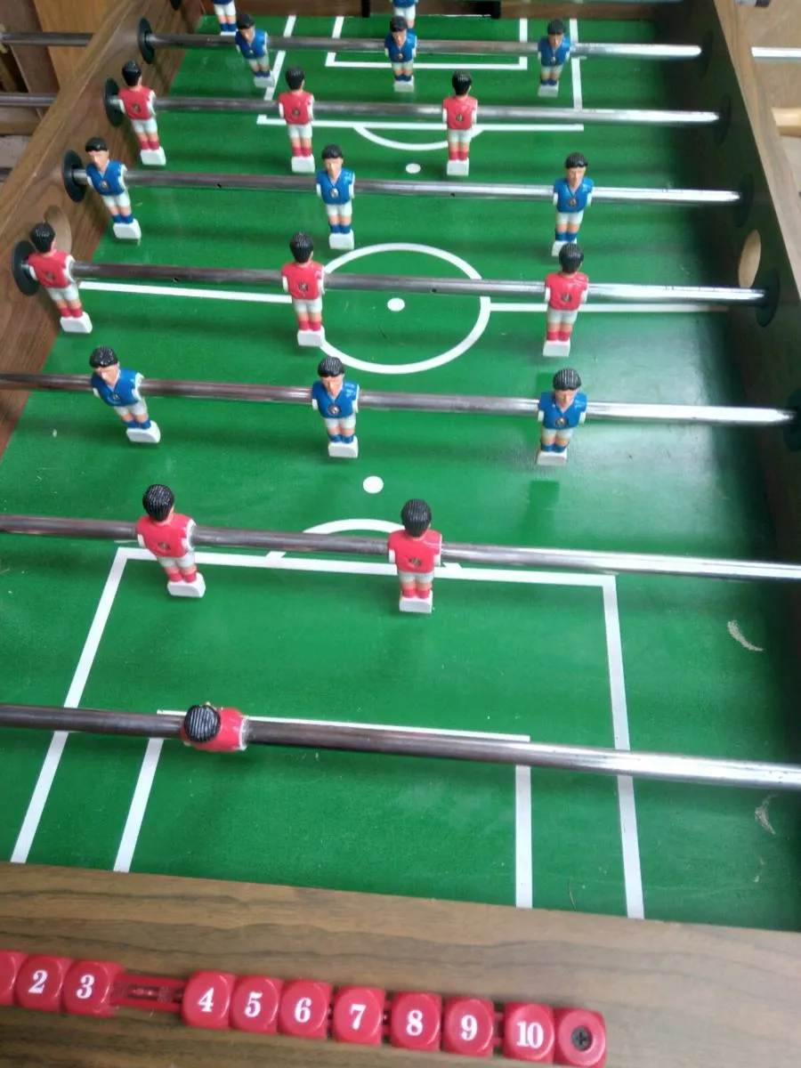 Full size fooseball table - Image 2
