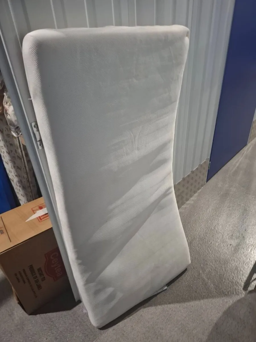 Crib mattress - Image 1