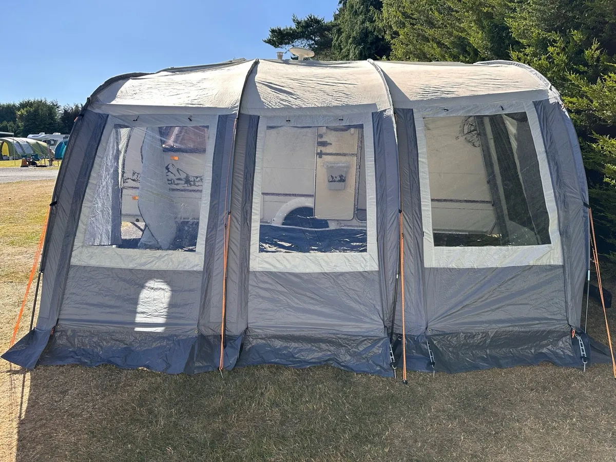 Suntrek Saturn 390 Caravan Porch Awning - Image 3