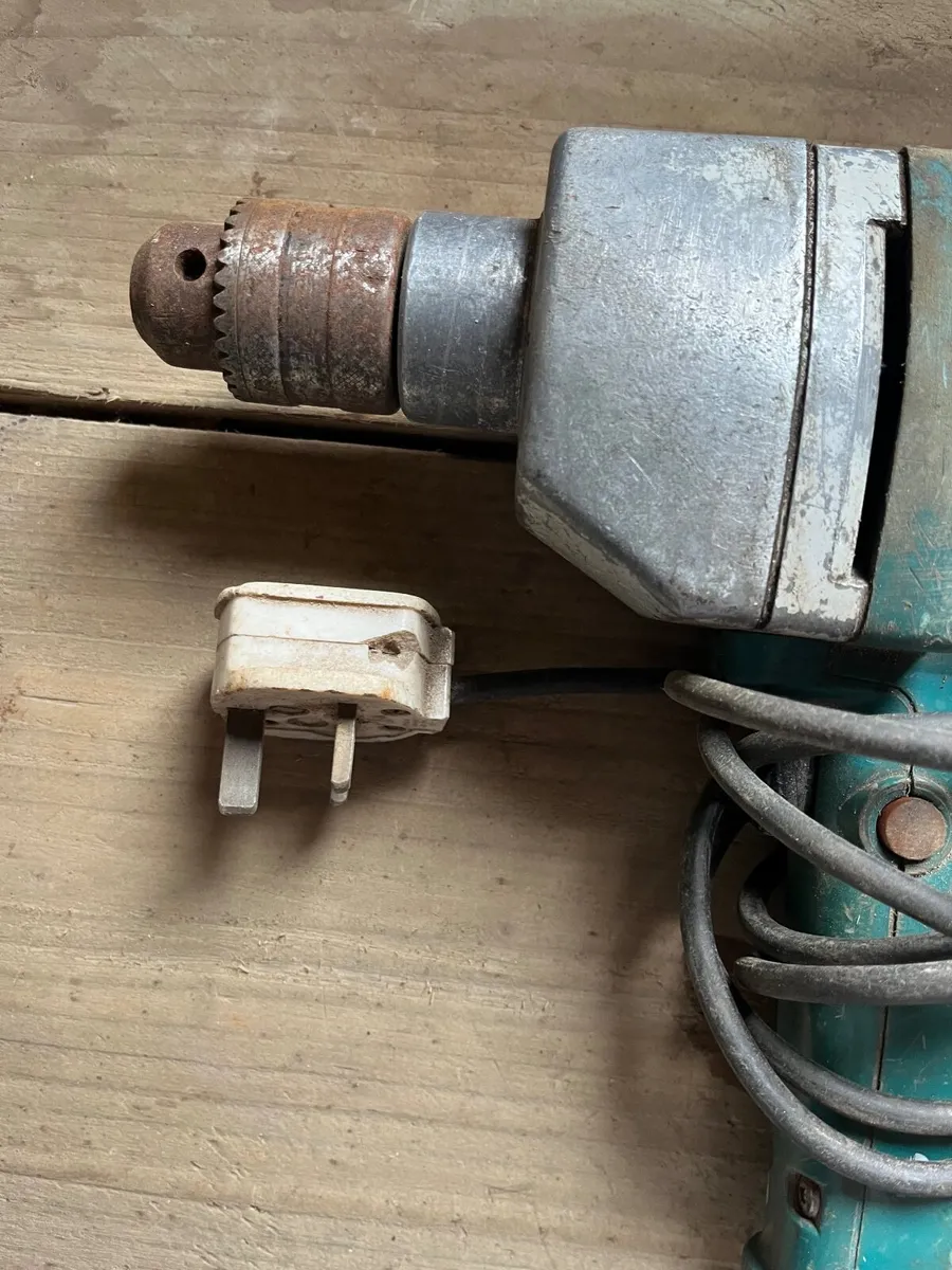 Black & Decker drill - Image 2