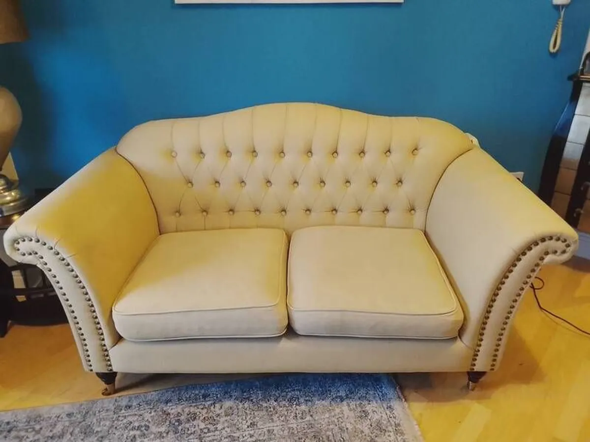Chesterfield Sofa - Image 4