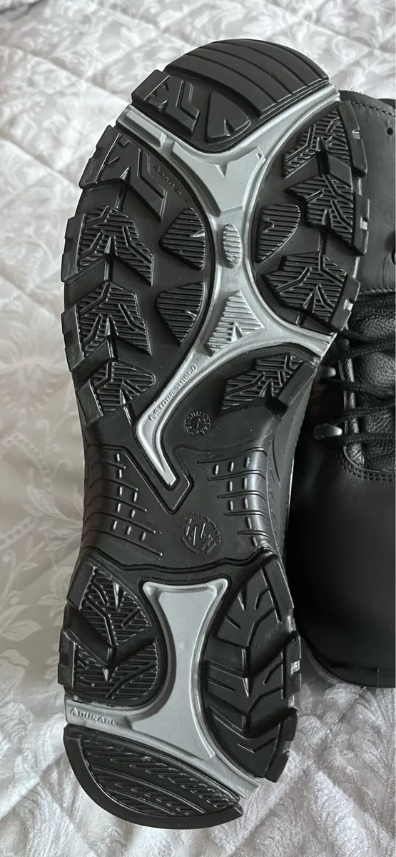 New HAIX Black Eagle Gore Tex Boots Size 10 - Image 2