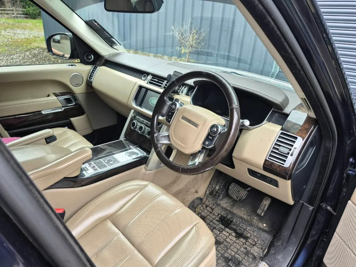 Range Rover TDV8 - Image 2