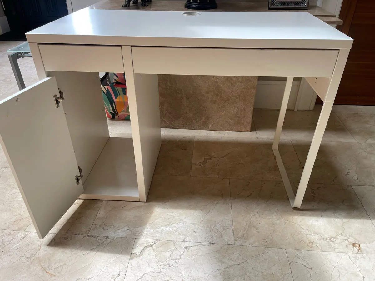 Fabulous White Modern Study Or Office Desk - Image 2