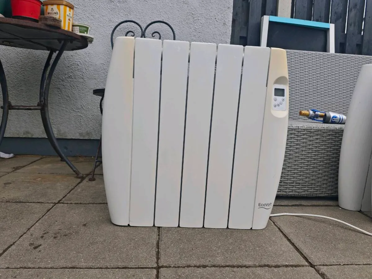 4x eco Volt Radiators in good condition - Image 3