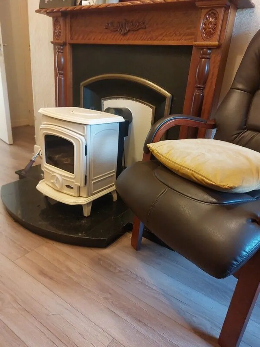Oil fired Stanley stove - Image 2
