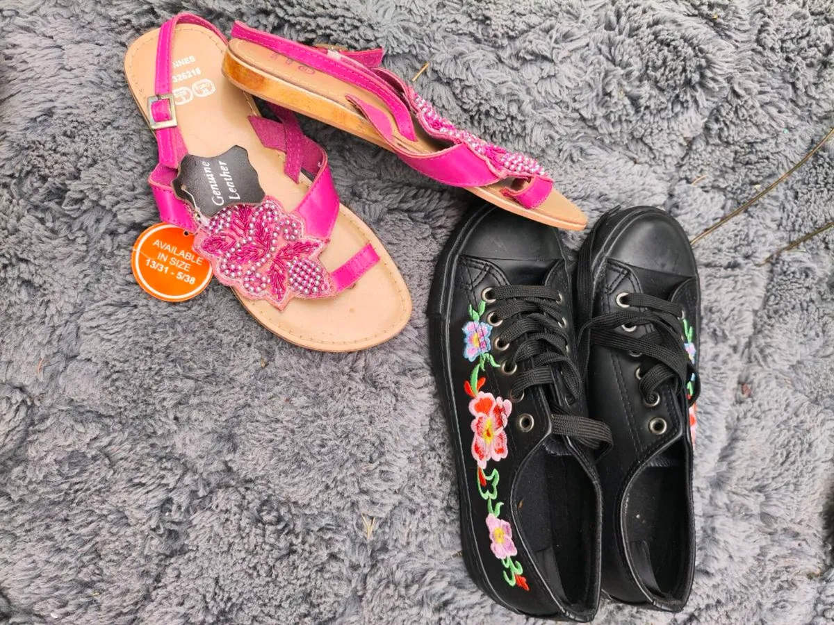 2 new pair summer shoes, size 3/4 new never worn - Image 2