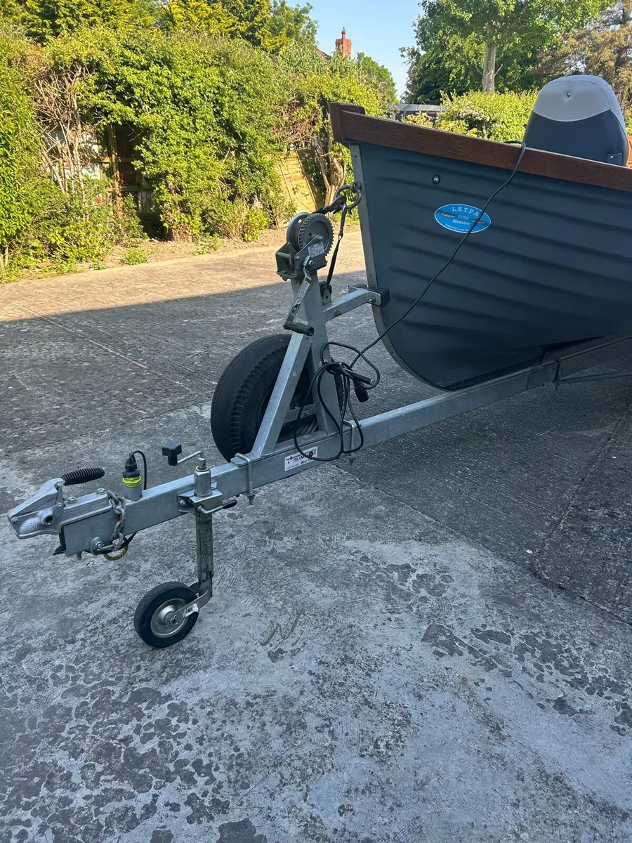 Boat &Trailer - Image 2