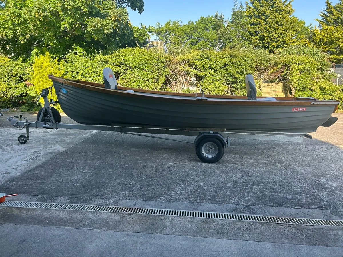 Boat &Trailer - Image 3
