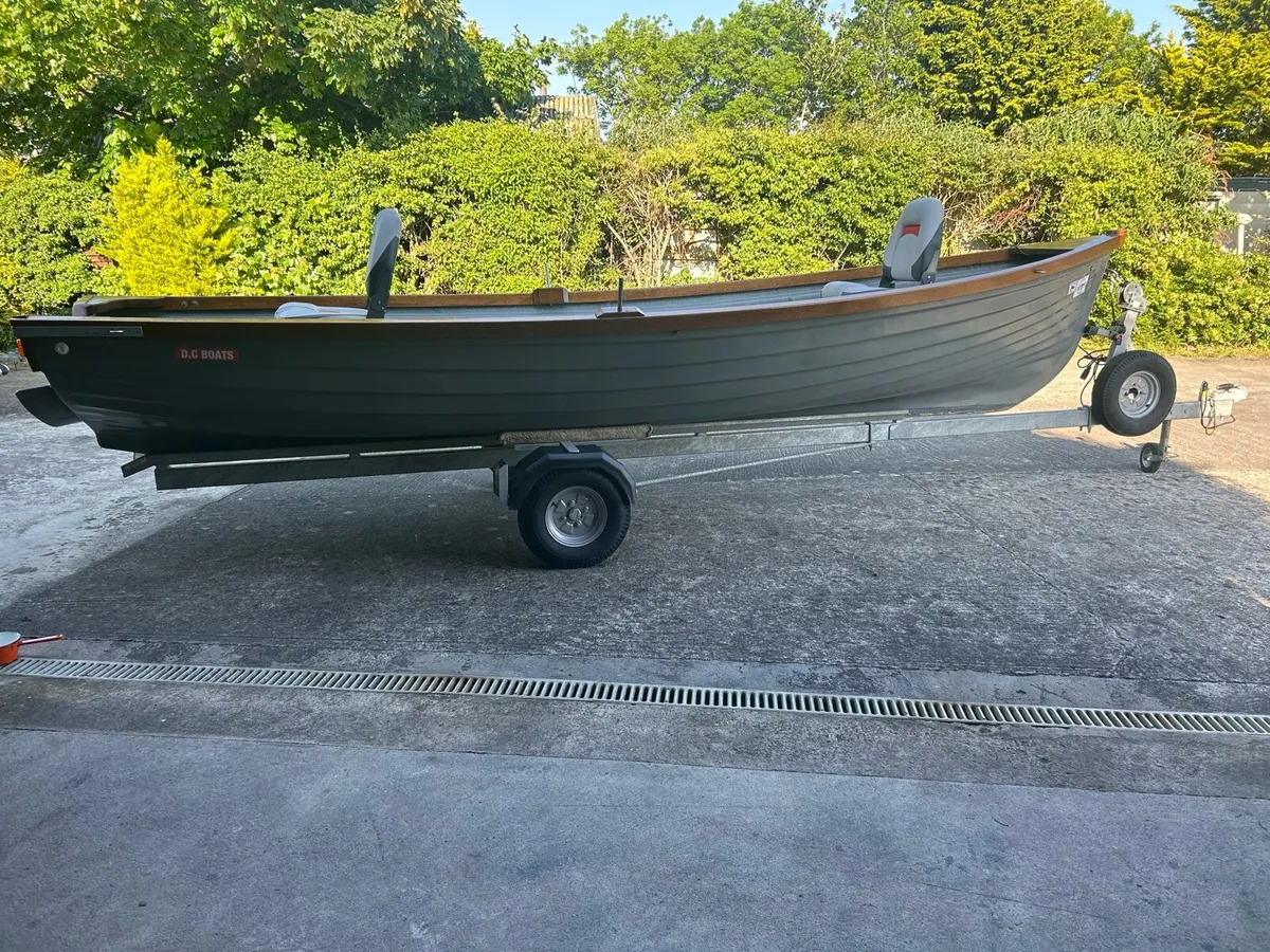 Boat &Trailer - Image 4