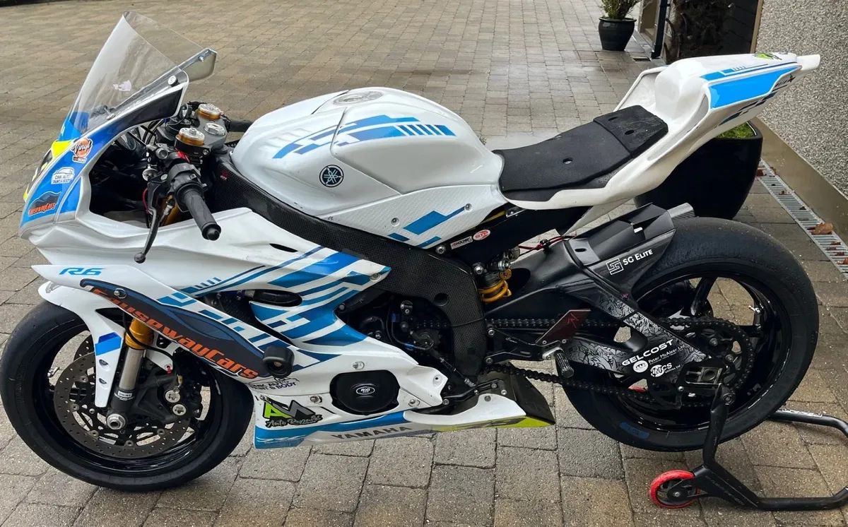 YAMAHA R6 Bn6 race track bike - Image 2