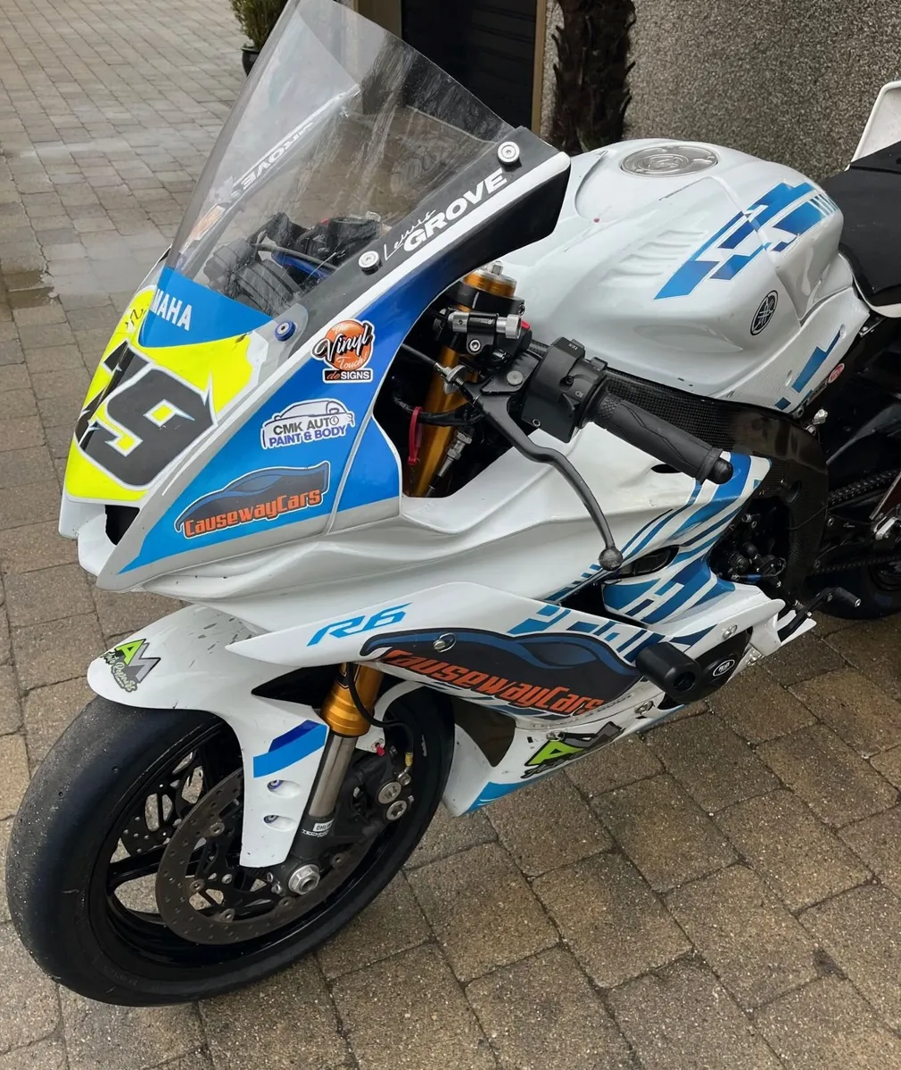 YAMAHA R6 Bn6 race track bike - Image 4