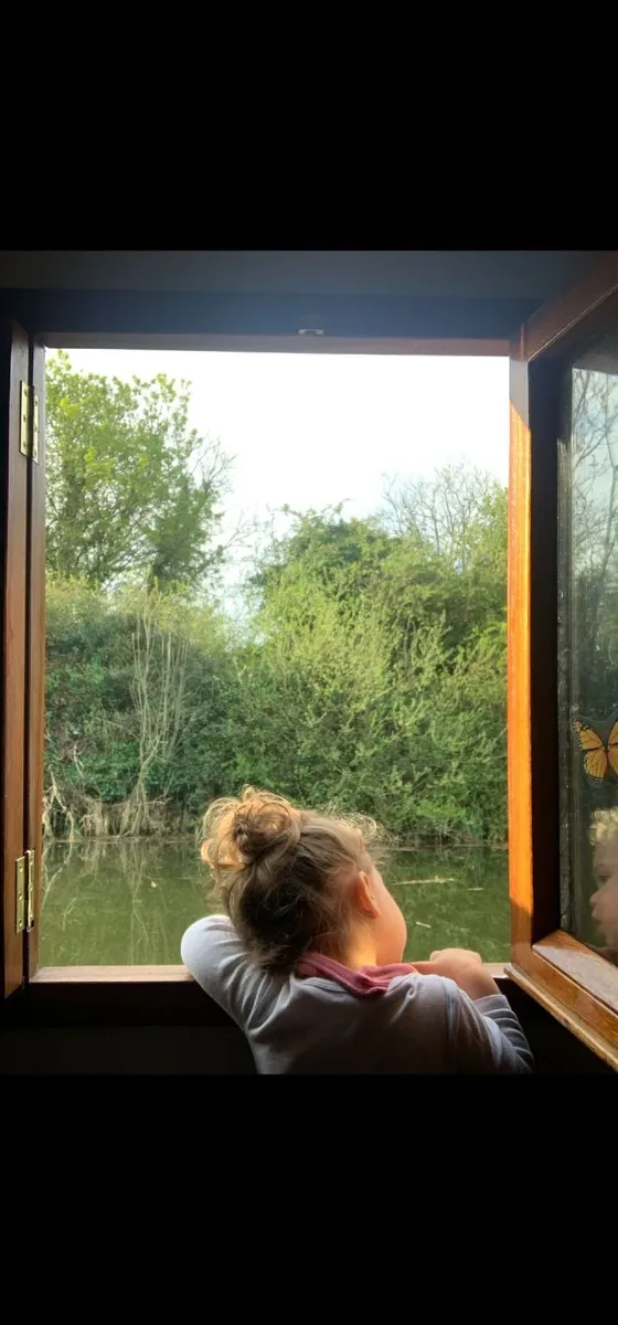 House Boat - Image 3