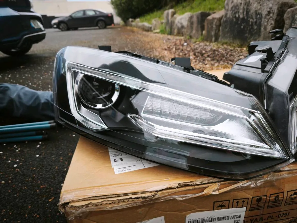 VW Polo headlight - Image 2