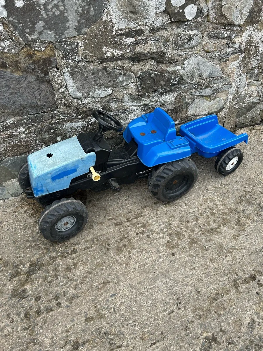 Toys - Image 4