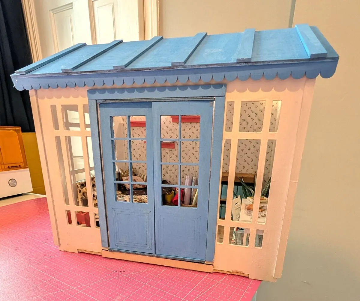 She Shed Miniature - Image 1