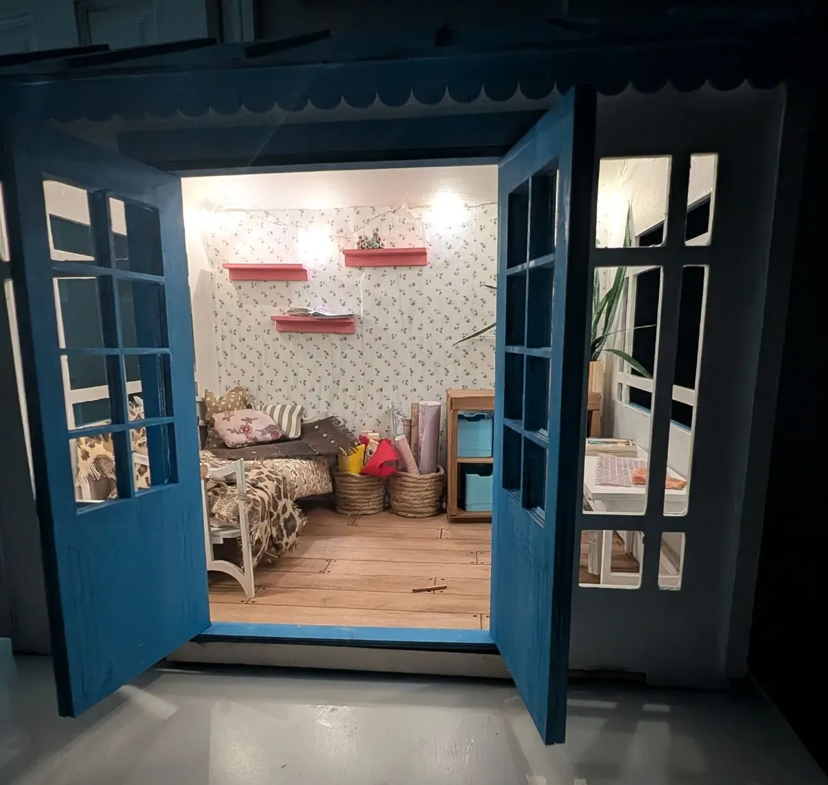 She Shed Miniature - Image 2