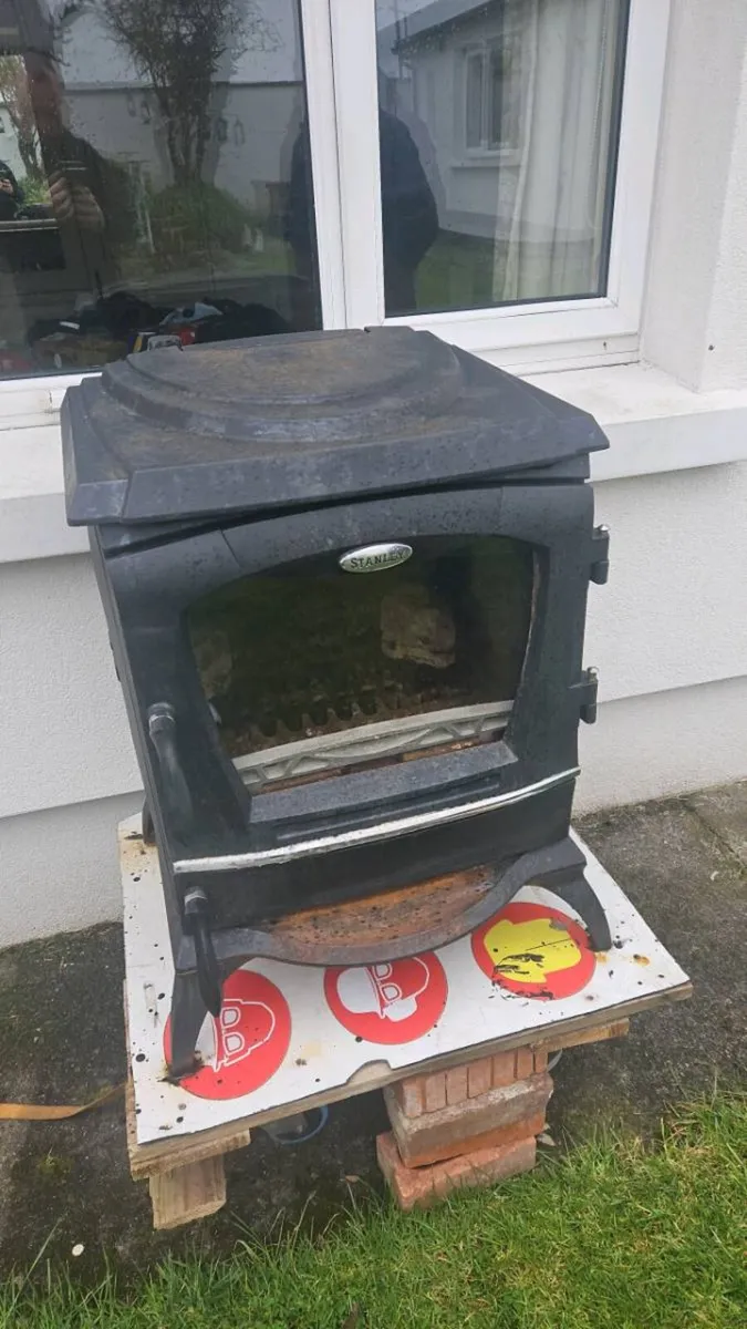 Stove with back boiler - Image 4
