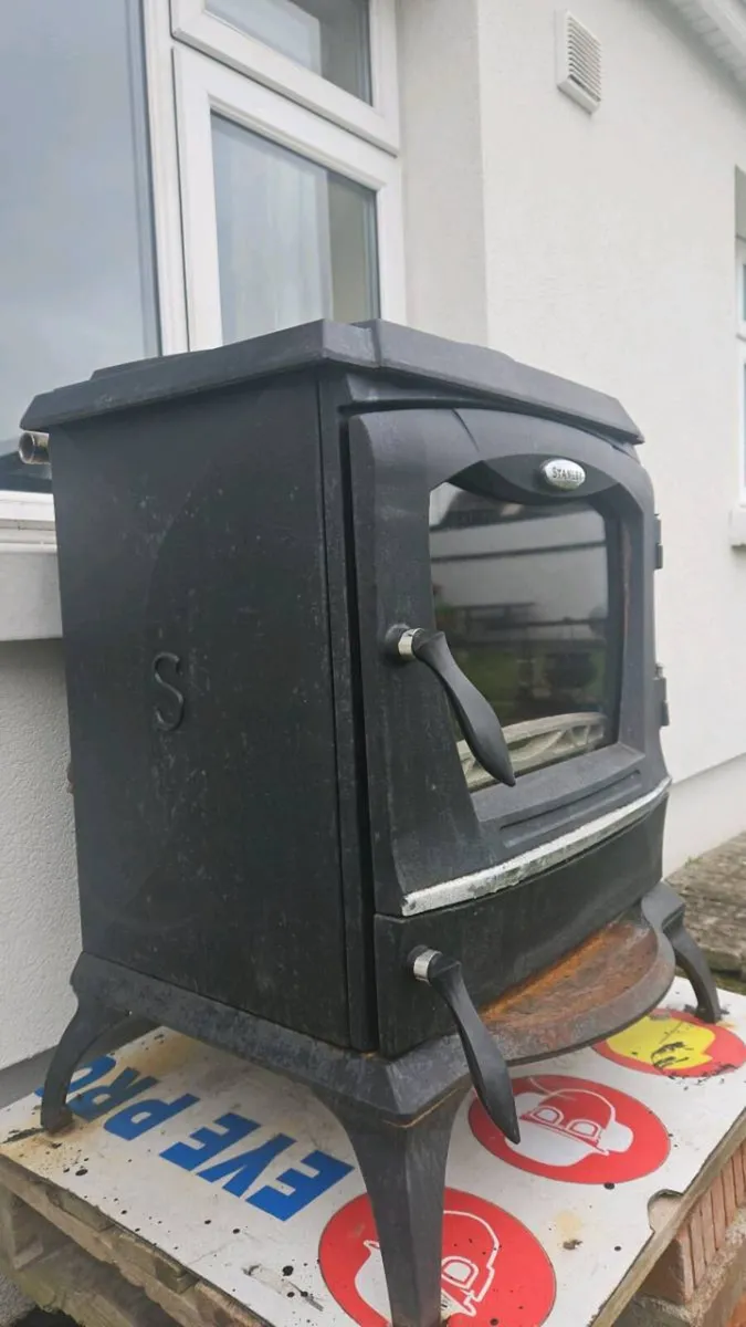 Stove with back boiler - Image 2