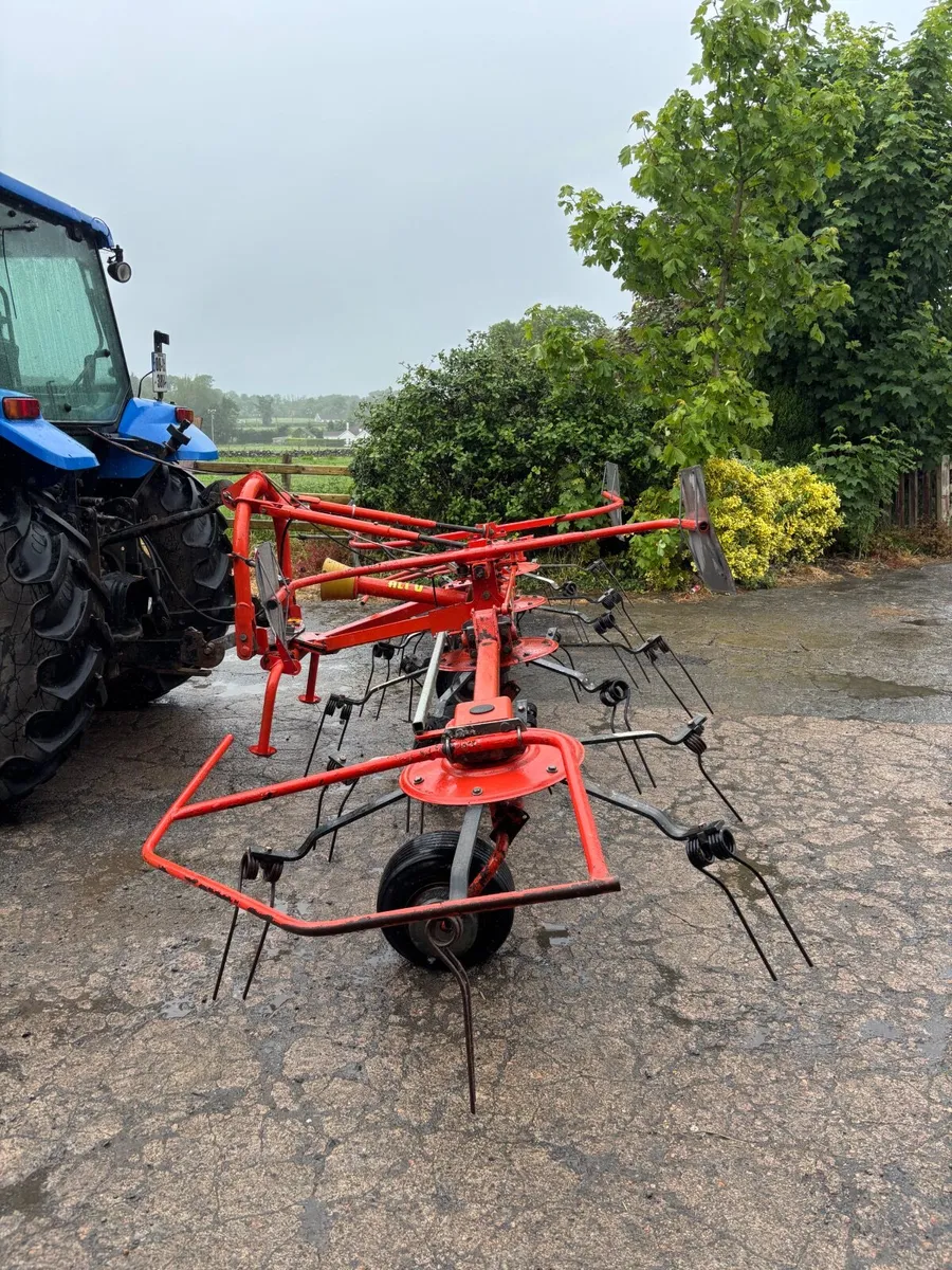Fella 4 Rotor Tedder - Image 4