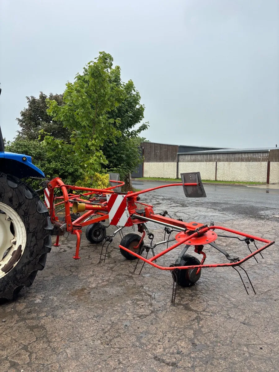 Fella 4 Rotor Tedder - Image 2