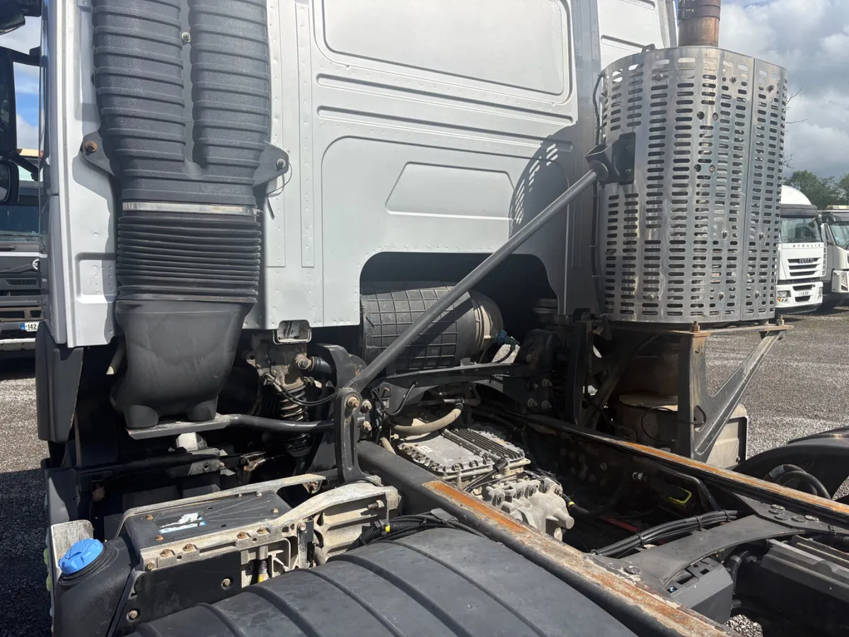 2018 Volvo FM 420 8x2 Chassis cab - Image 4