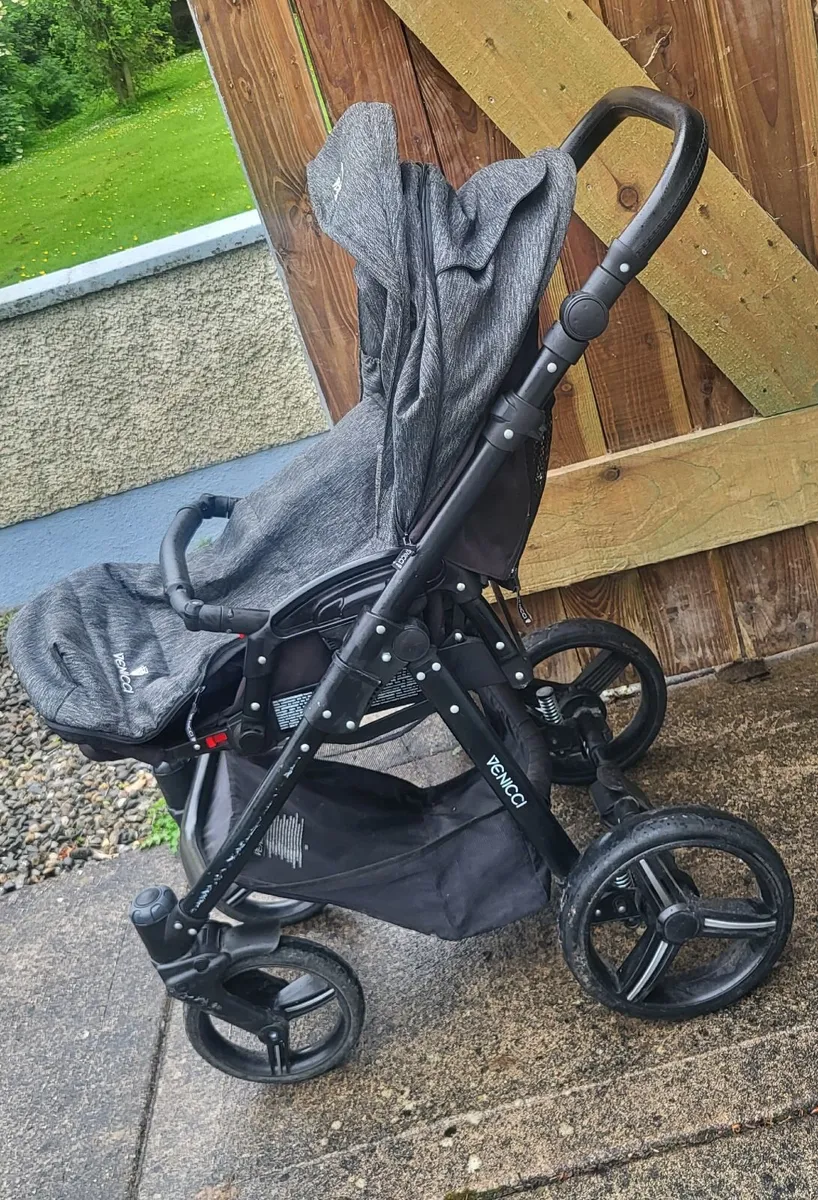 Vanicci pram - Image 3