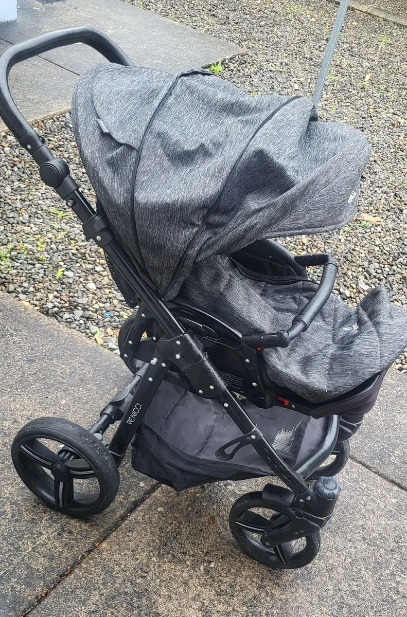 Vanicci pram - Image 4