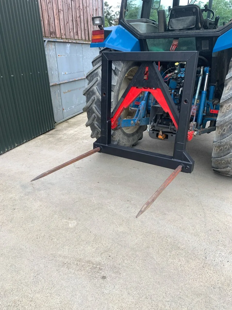 Bale handler / bale spike - Image 1
