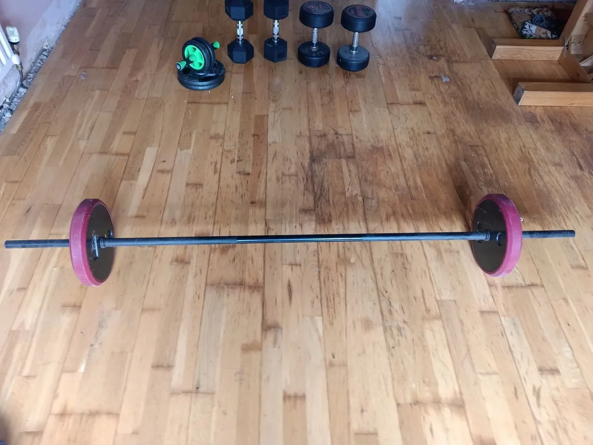 Barbell with 30kg weights - Image 2